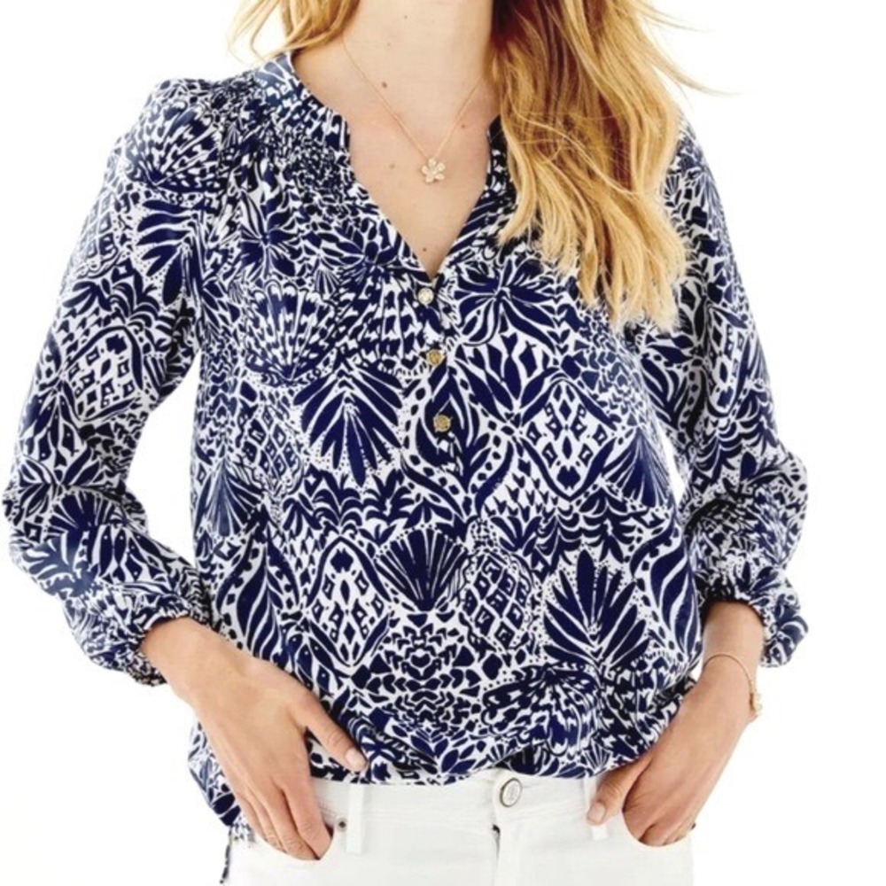 Lilly Pulitzer Elsa Silk Top By Land Or By Sea M Blue Tropical Pineapple Coastal